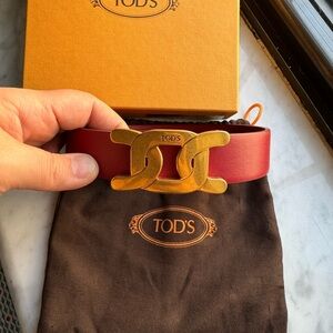 Brand new, never used Tod’s Kate belt in a stunning dark red